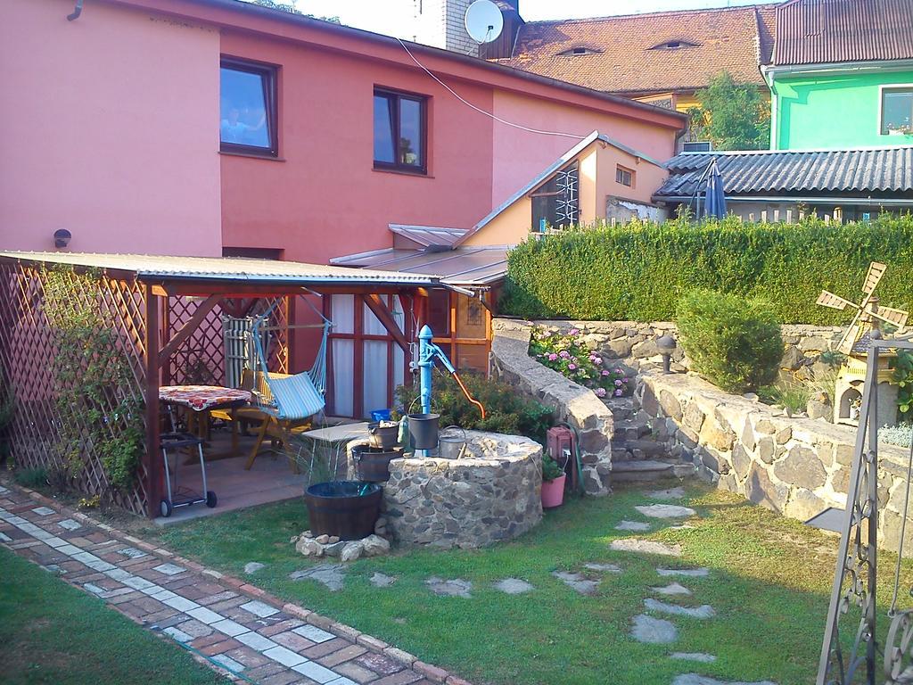 Apartments Ceske Stredohori Теплице Стая снимка